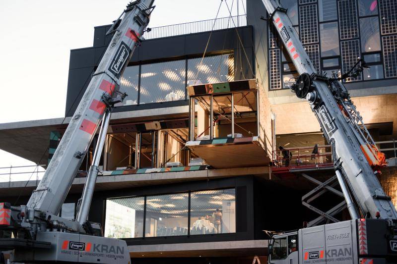 Einbau der Versuchseinheit UMAR | © Wojciech Zawarski Einbau der Versuchseinheit UMAR | © Wojciech Zawarski