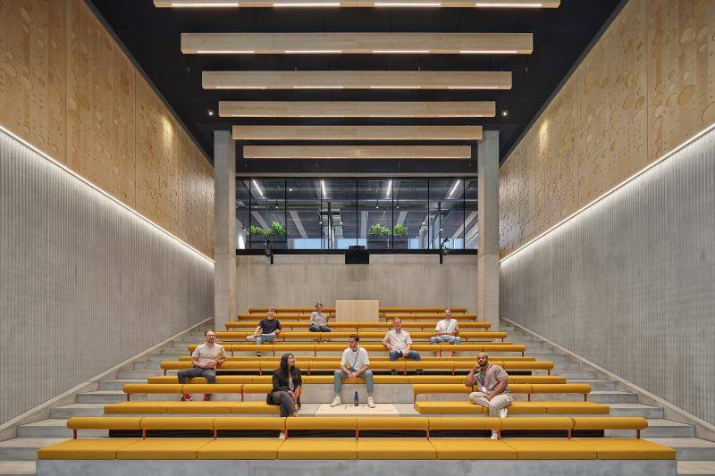 © Zooey Braun © Zooey Braun