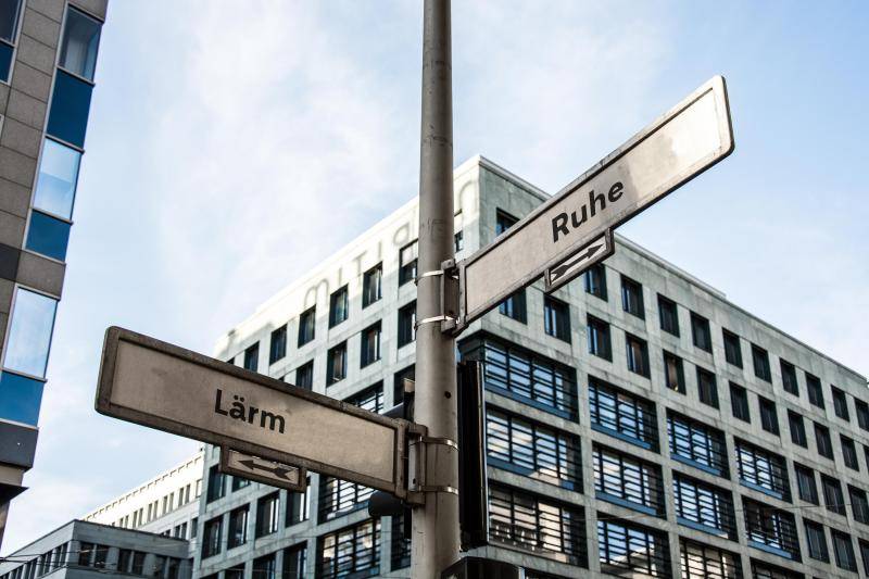 ruhe /lärm ruhe /lärm