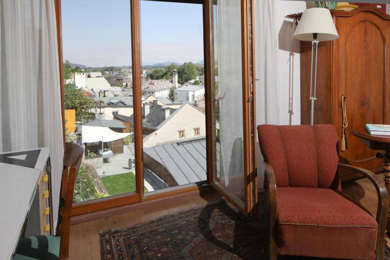 Behaglich Wohnen mit Bauteilaktivierung Behaglich Wohnen mit Bauteilaktivierung