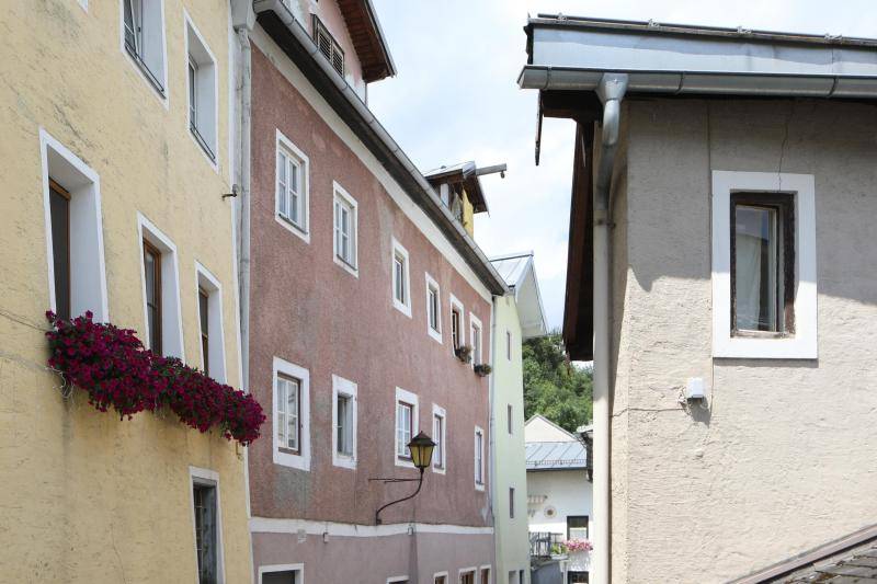 Strassenansicht saniertes Objekt Strassenansicht saniertes Objekt