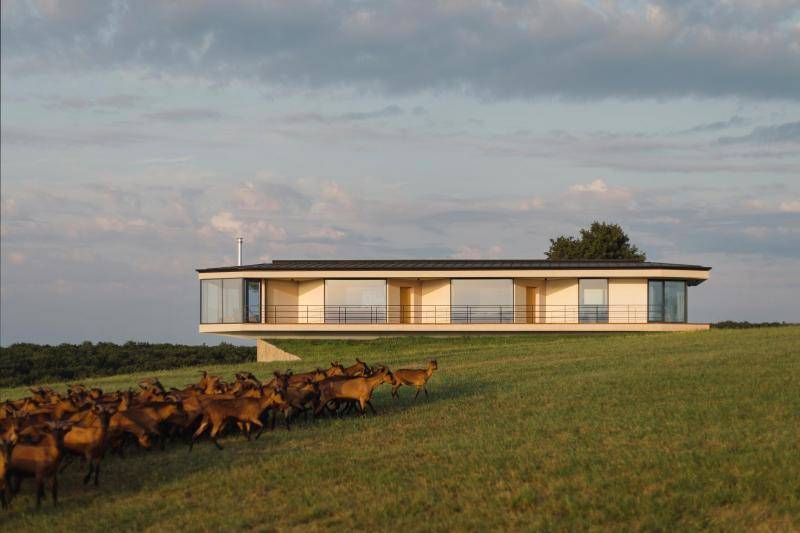 Hemphouse