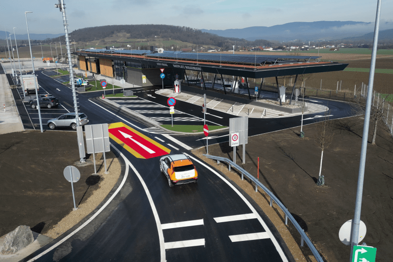 Future-Oriented Rest Area